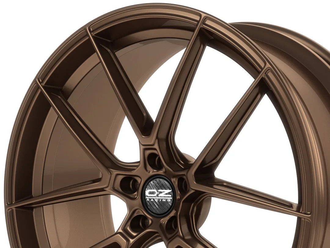 OZ Estrema GT HLT